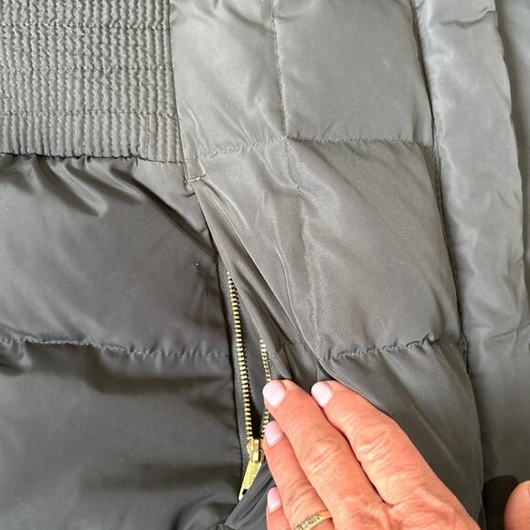 Cole Haan Taffeta Down Coat with Bib Front and Dramatic Hood Women’s Size Large - Picture 4 of 15